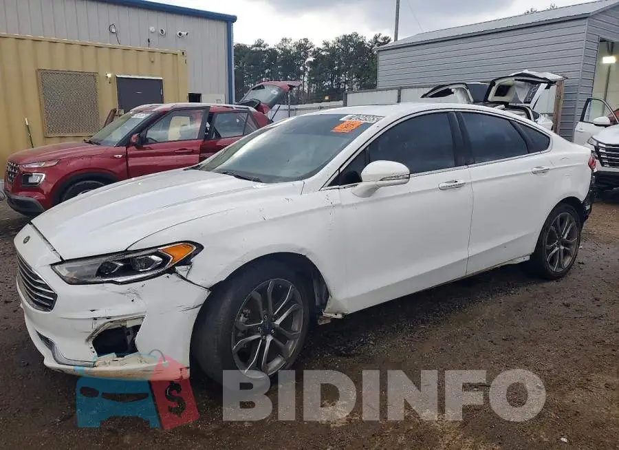 3FA6P0CD8KR142013 Photo# 1
