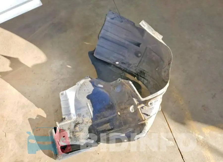 19XFC2F56HE017128 Photo# 12