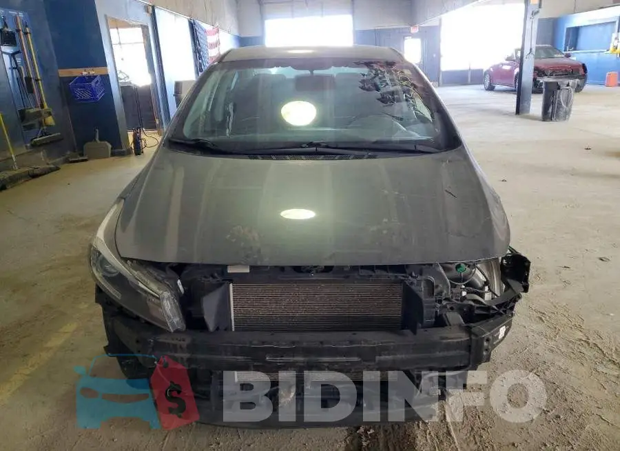 3KPFL4A74HE144237 Photo# 5