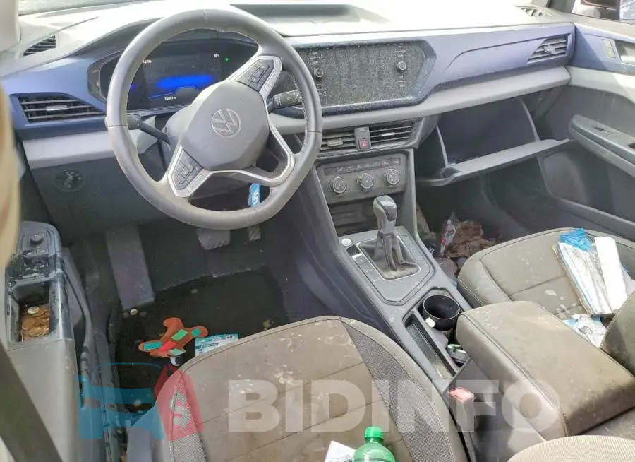 3VVRX7B26NM038476 Photo# 8