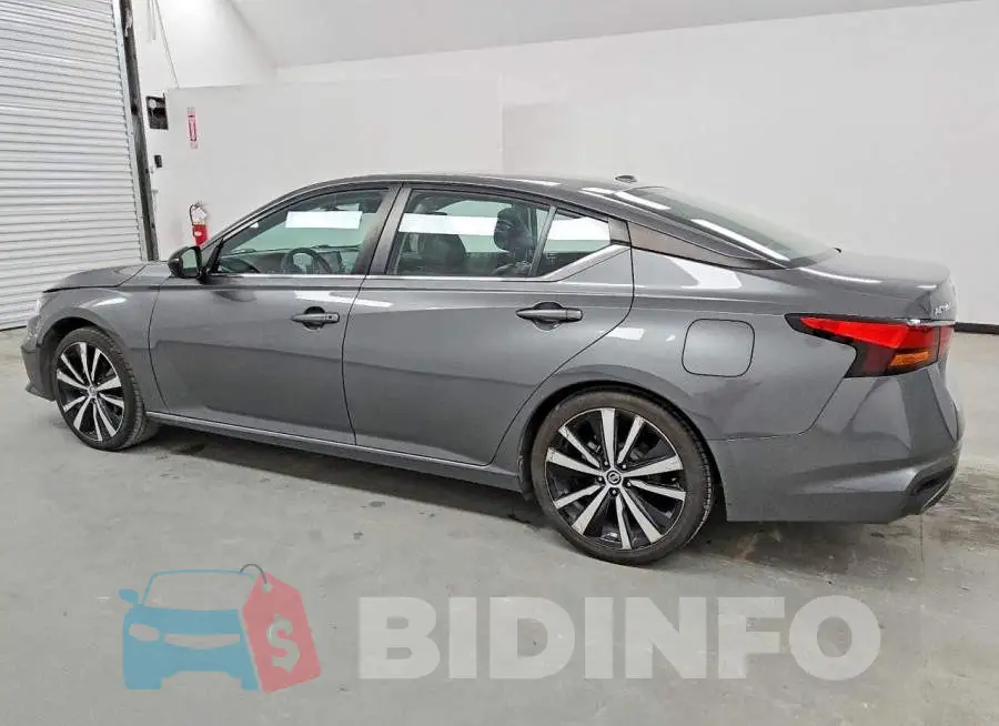 1N4BL4CV1MN409802 Photo# 2