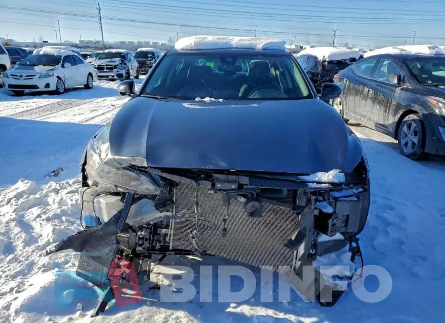 1N4BL4CV3PN363104 Photo# 5