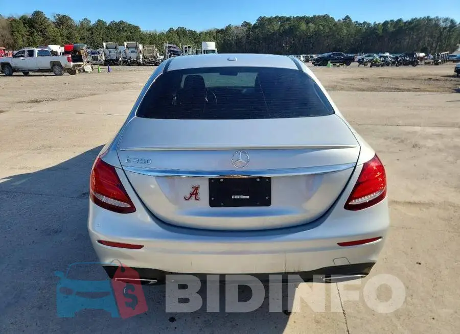 WDDZF4JB8KA661453 Photo# 6