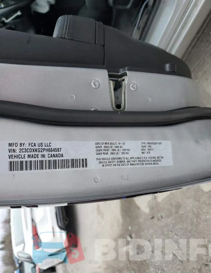2C3CDXKG2PH664587 Photo# 13