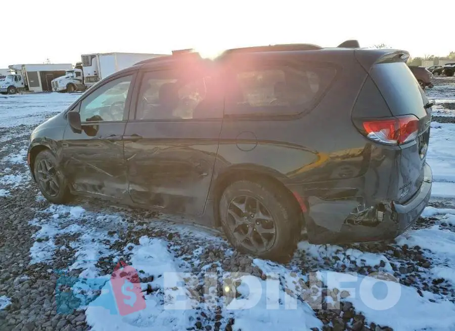 2C4RC1BG4JR175003 Photo# 2