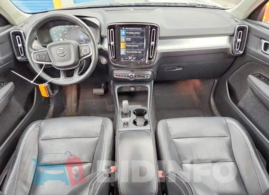 YV4162UK1M2599590 Photo# 8