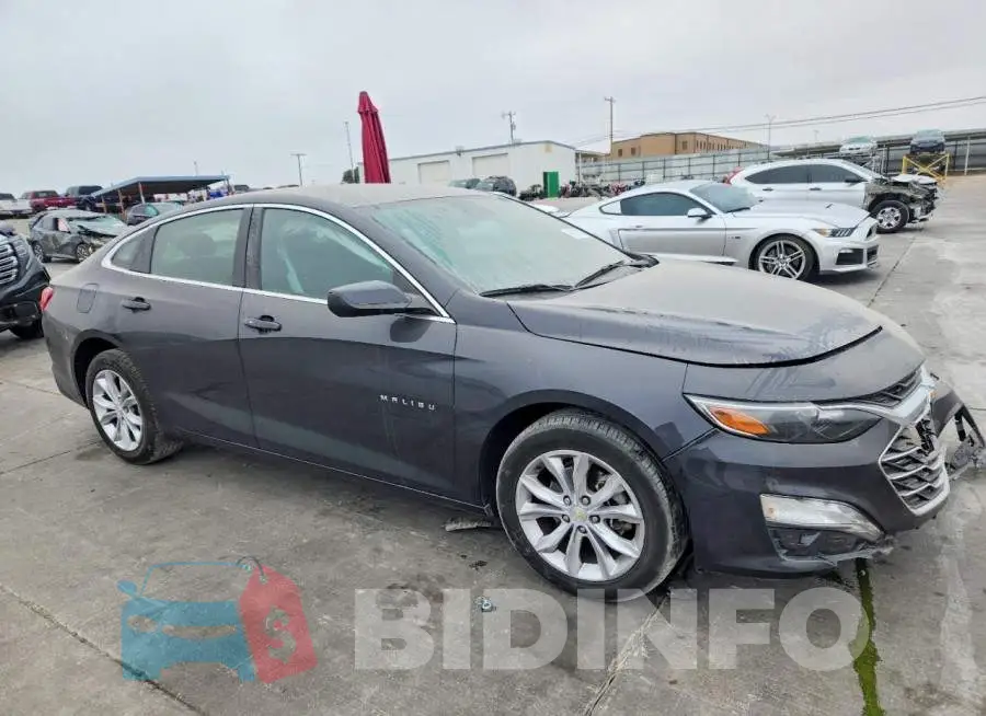 1G1ZD5ST3PF230681 Photo# 4