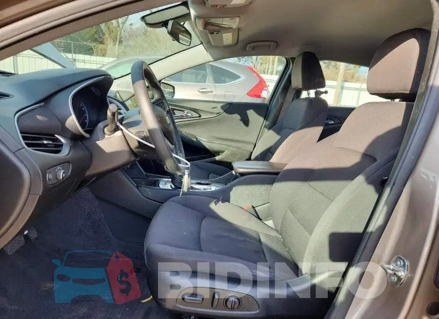 1G1ZD5ST5NF193811 Photo# 7
