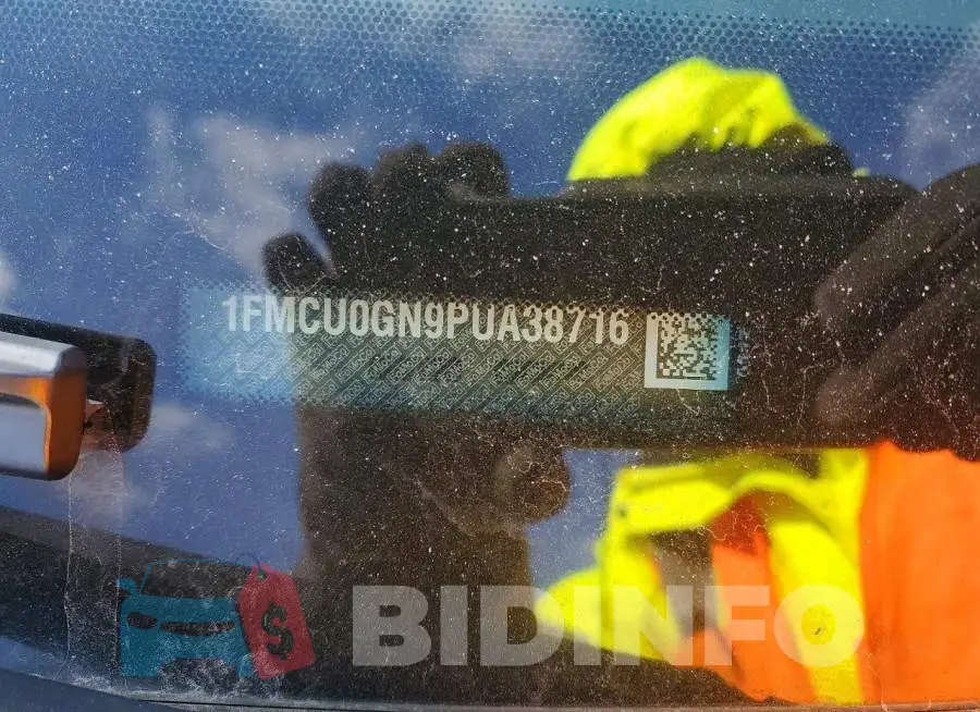 1FMCU0GN9PUA38716 Photo# 13