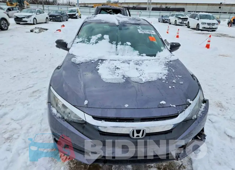 19XFC1F33HE201841 Photo# 5