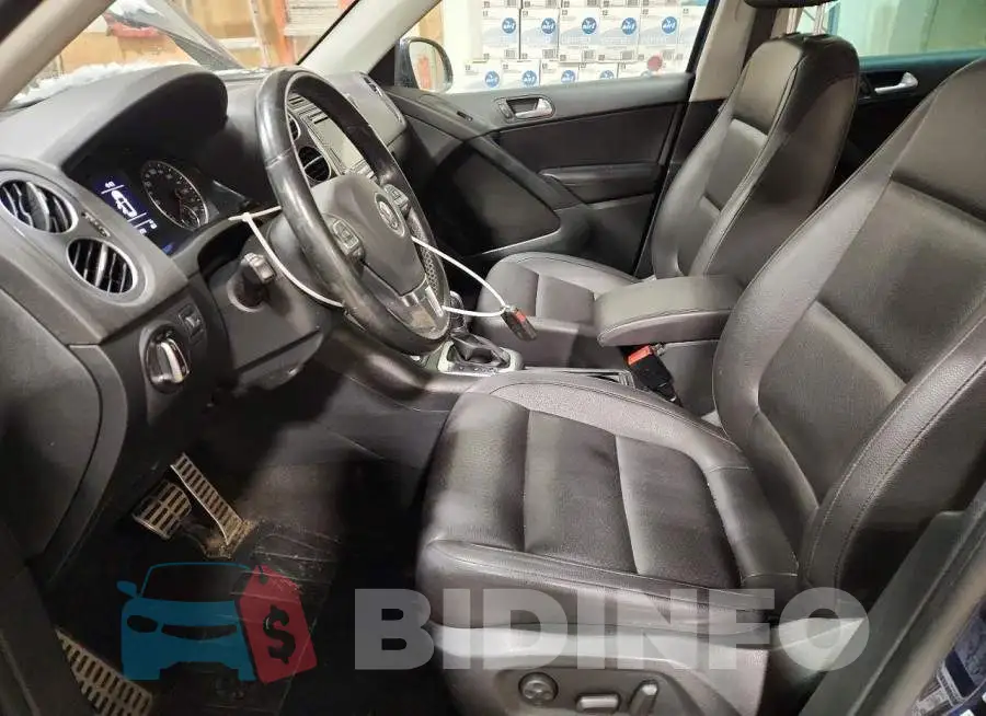 WVGNV7AX8HW505932 Photo# 7