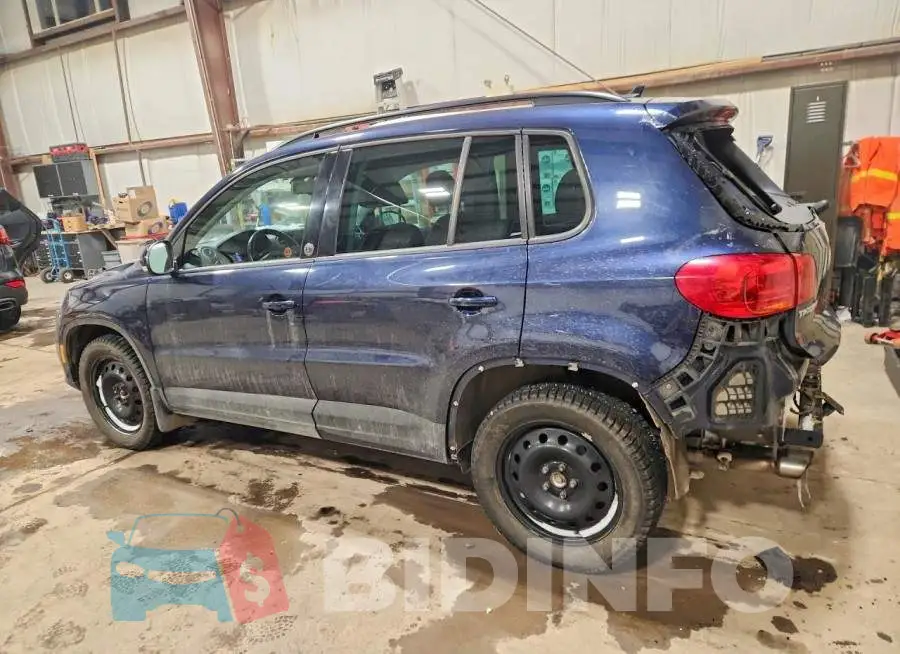 WVGNV7AX8HW505932 Photo# 2