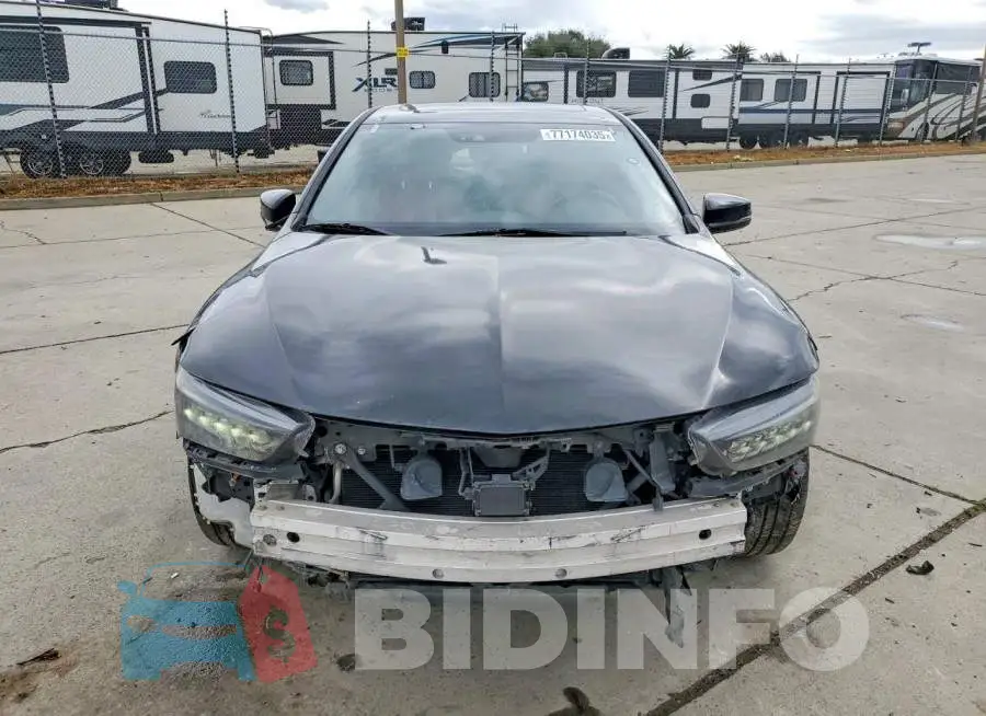19UUB3F63KA002798 Photo# 5