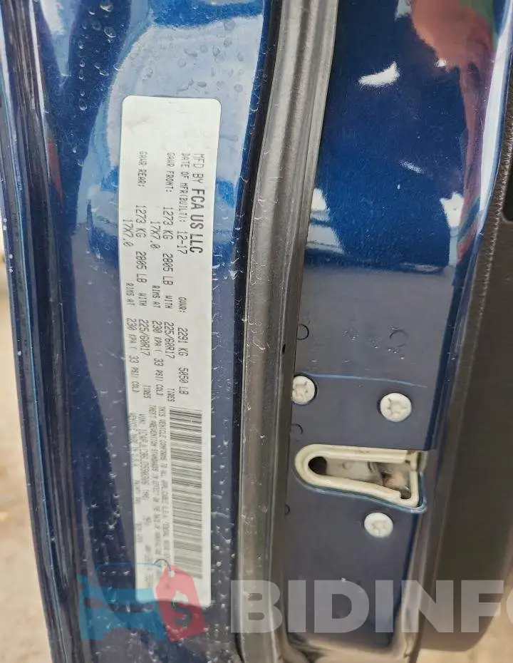 1C4PJLCB6JD590306 Photo# 13