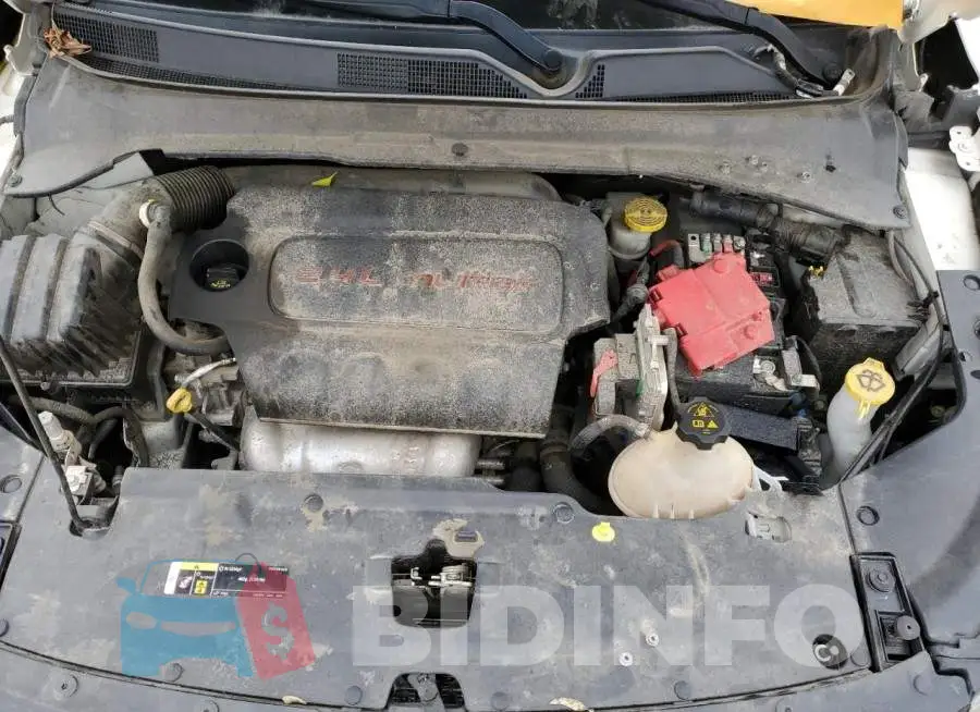 3C4NJCBBXLT248220 Photo# 11