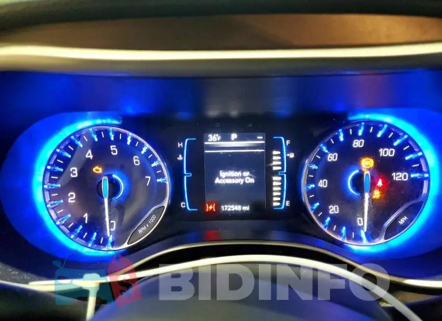 2C4RC1BGXJR120846 Photo# 8