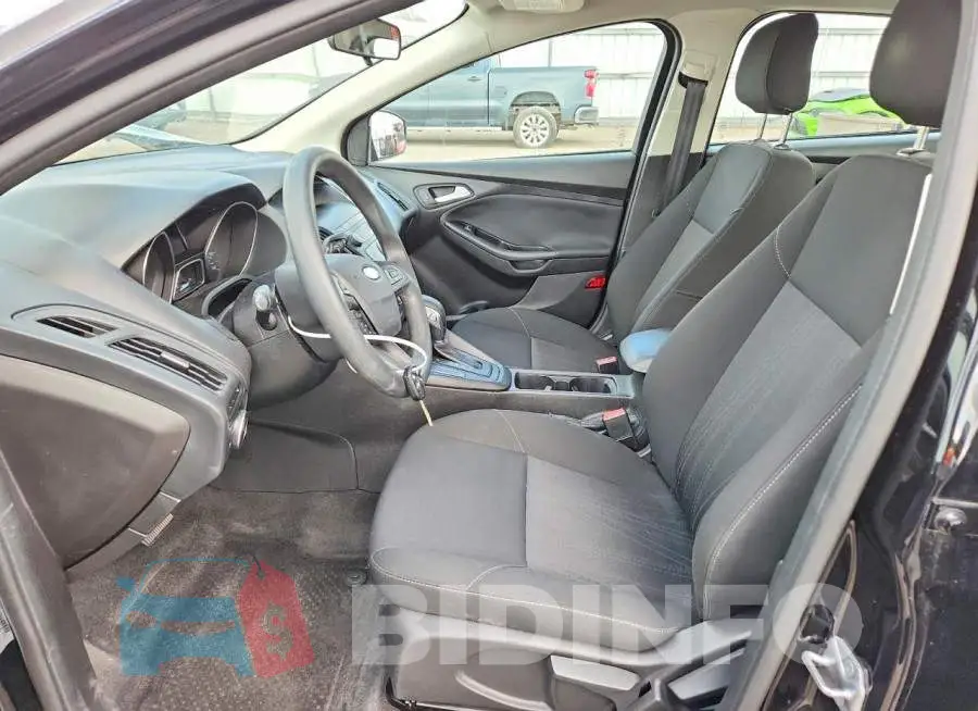 1FADP3F29JL327977 Photo# 7