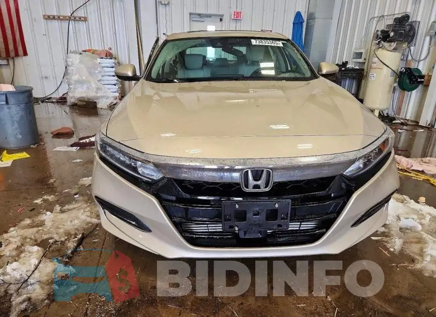 1HGCV1F47KA010862 Photo# 5