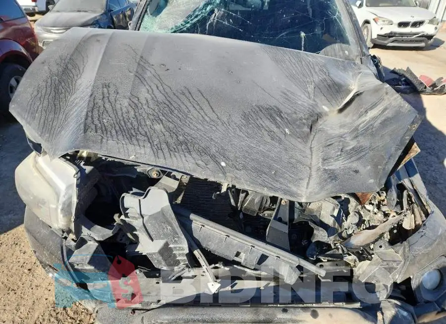3TMCZ5AN2HM044827 Photo# 11