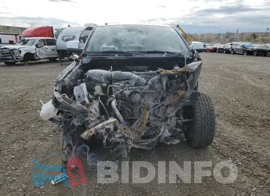 5TFHY5F10KX803877 Photo# 5
