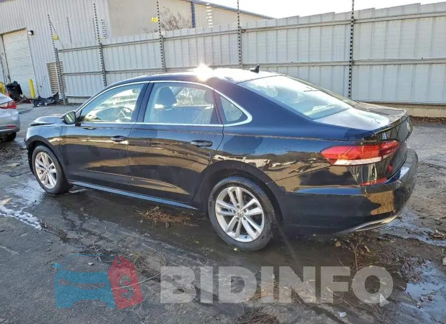 1VWSA7A32LC007281 Photo# 2