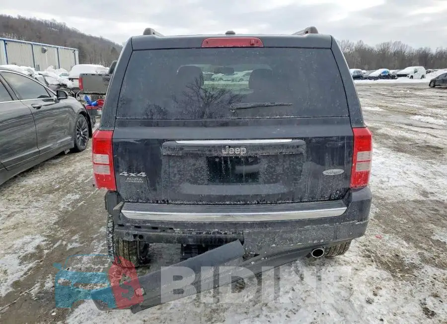 1C4NJRFB5HD206418 Photo# 6
