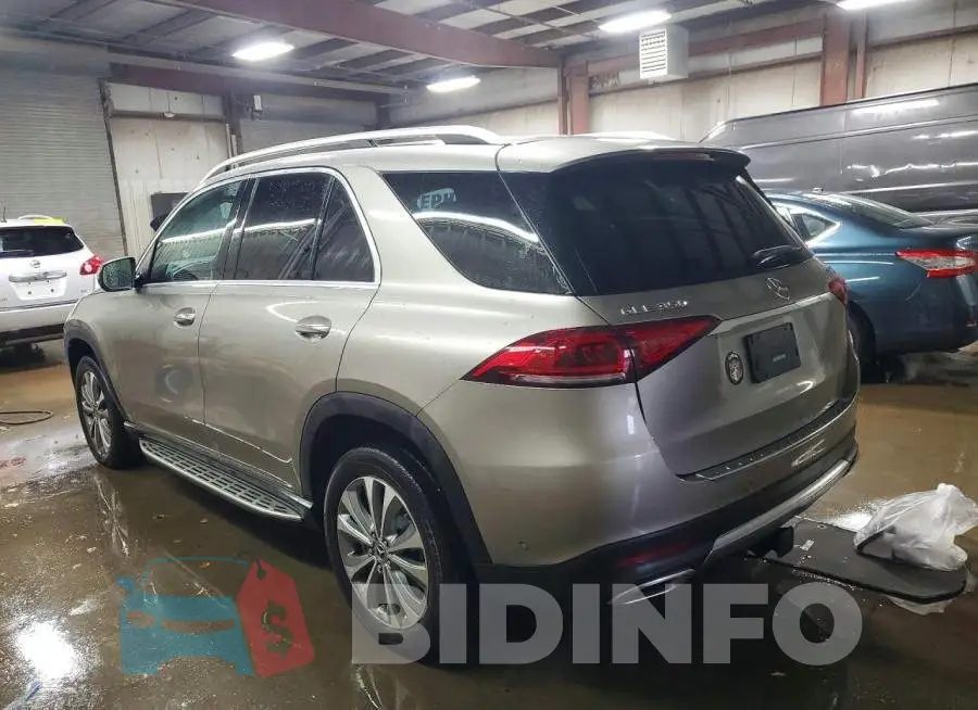 4JGFB4KB2LA051696 Photo# 2