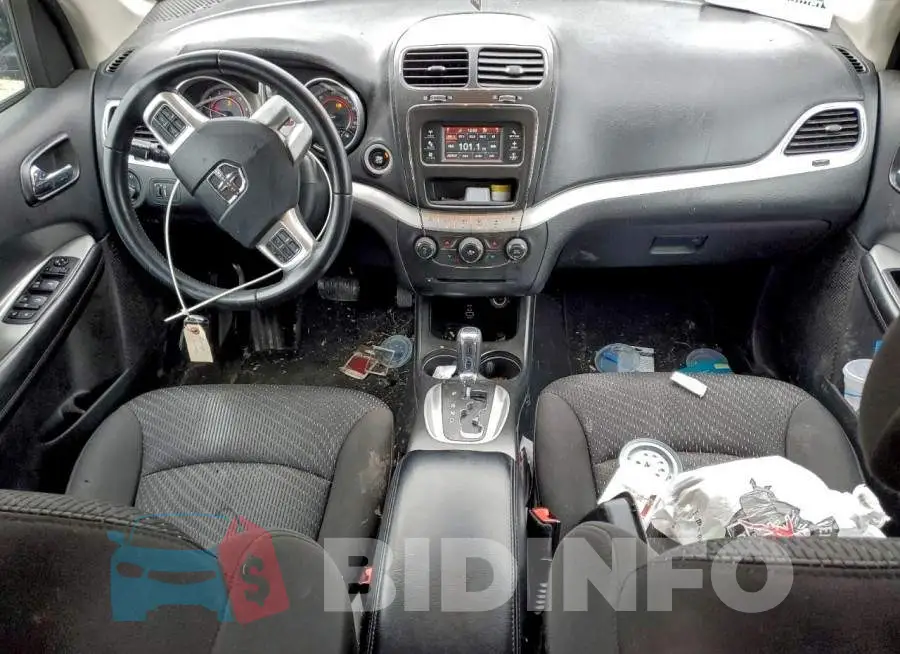 3C4PDCAB3JT302083 Photo# 8