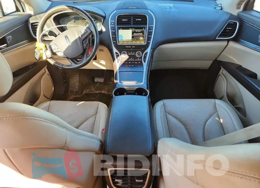 2LMPJ8LR2JBL40884 Photo# 8