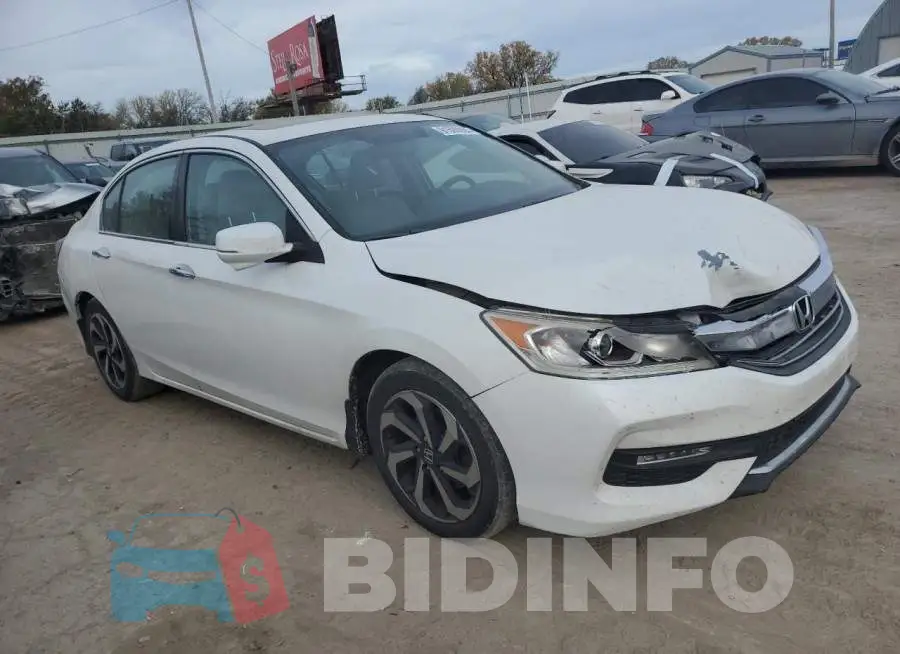 1HGCR2F83HA155094 Photo# 4
