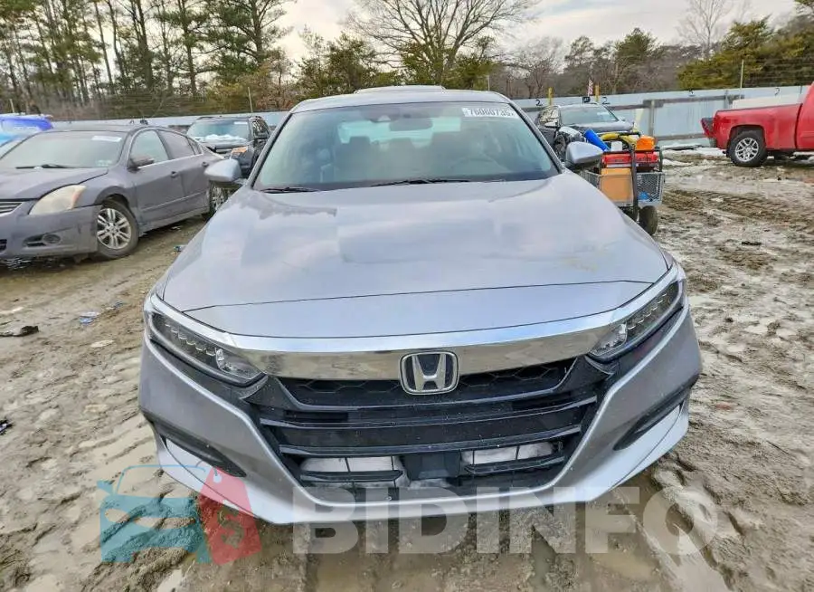 1HGCV1F14KA150552 Photo# 5