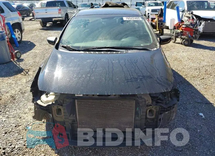 3KPFL4A72HE150022 Photo# 5