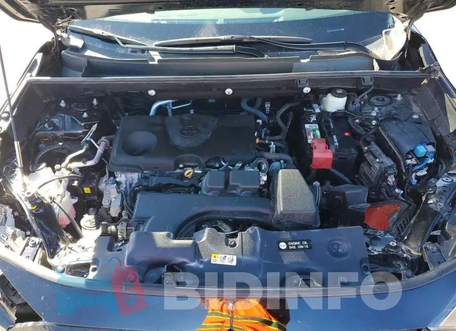 2T3F1RFV8NW317302 Photo# 11