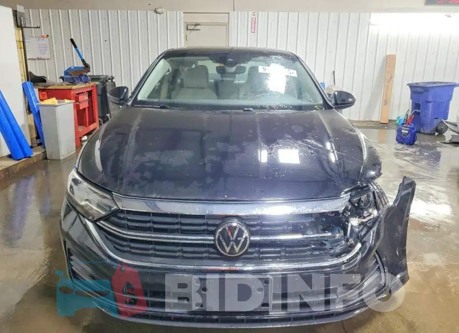 3VW7M7BUXRM017665 Photo# 5