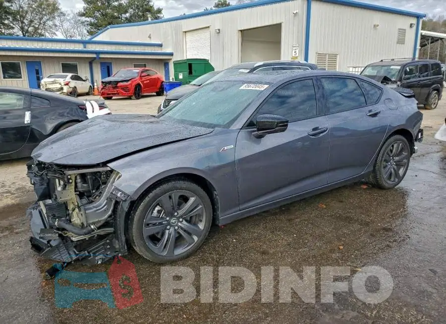 19UUB6F54PA002793 Photo# 1