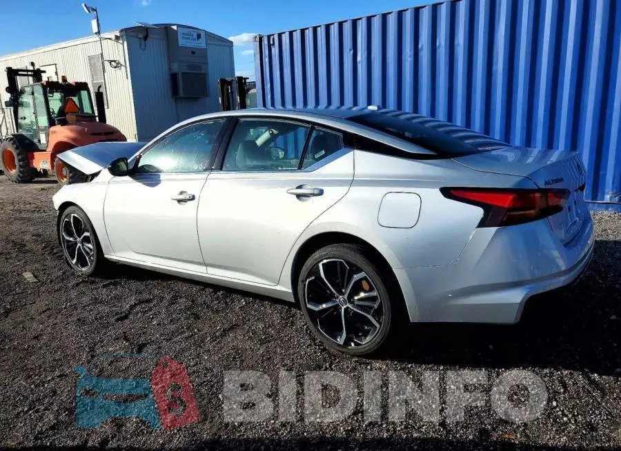 1N4BL4CV1SN426872 Photo# 2