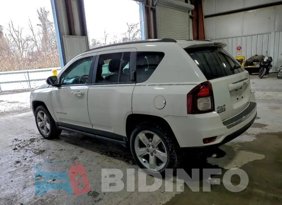 1C4NJDEB2HD109522 Photo# 2