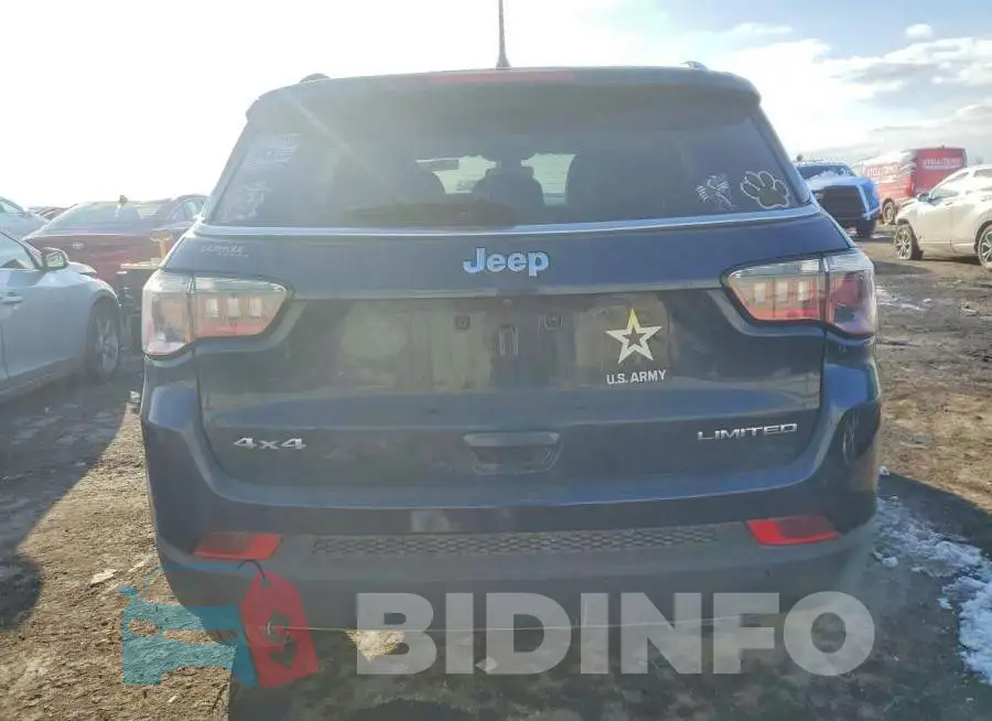 3C4NJDCB8LT126928 Photo# 6