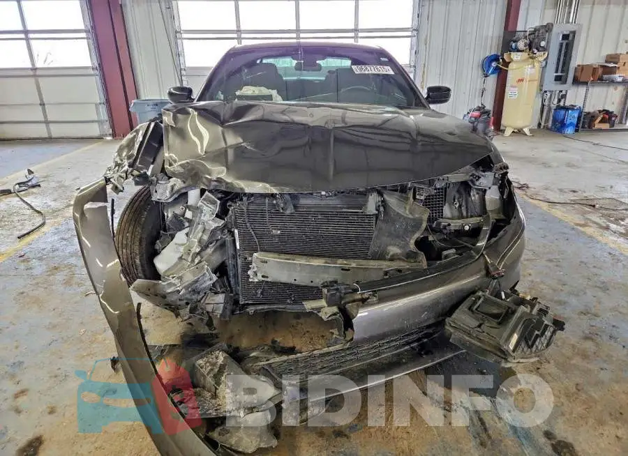 2C3CDXBG2PH575814 Photo# 5