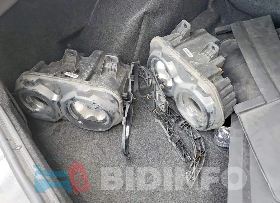 2C3CDZAGXJH208549 Photo# 12