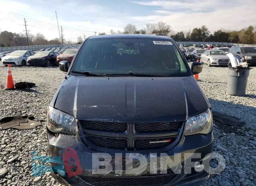 2C4RDGEG4KR717147 Photo# 5