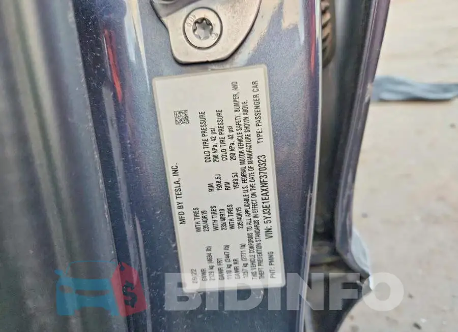 5YJ3E1EAXNF370323 Photo# 12
