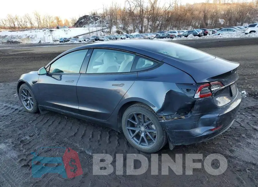 5YJ3E1EB2NF271424 Photo# 2