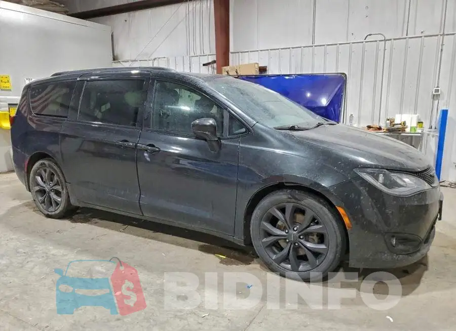 2C4RC1EG6LR286604 Photo# 4