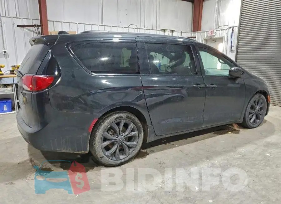 2C4RC1EG6LR286604 Photo# 3