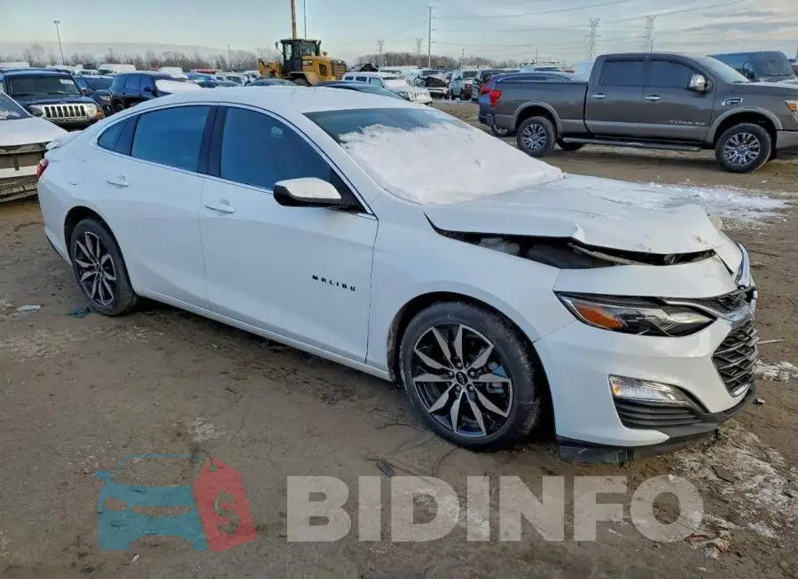 1G1ZG5ST1RF142013 Photo# 4