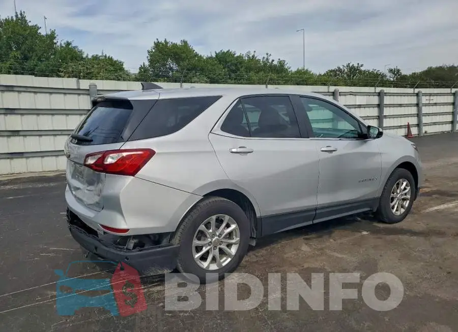 2GNAXTEV4M6162417 Photo# 3