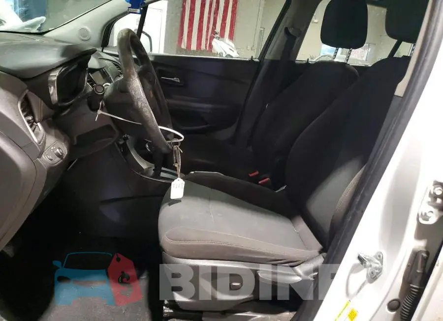 KL7CJNSB2JB624973 Photo# 7