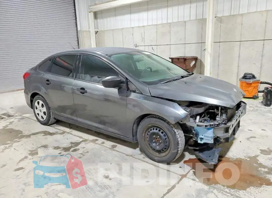 1FADP3E20JL325701 Photo# 4