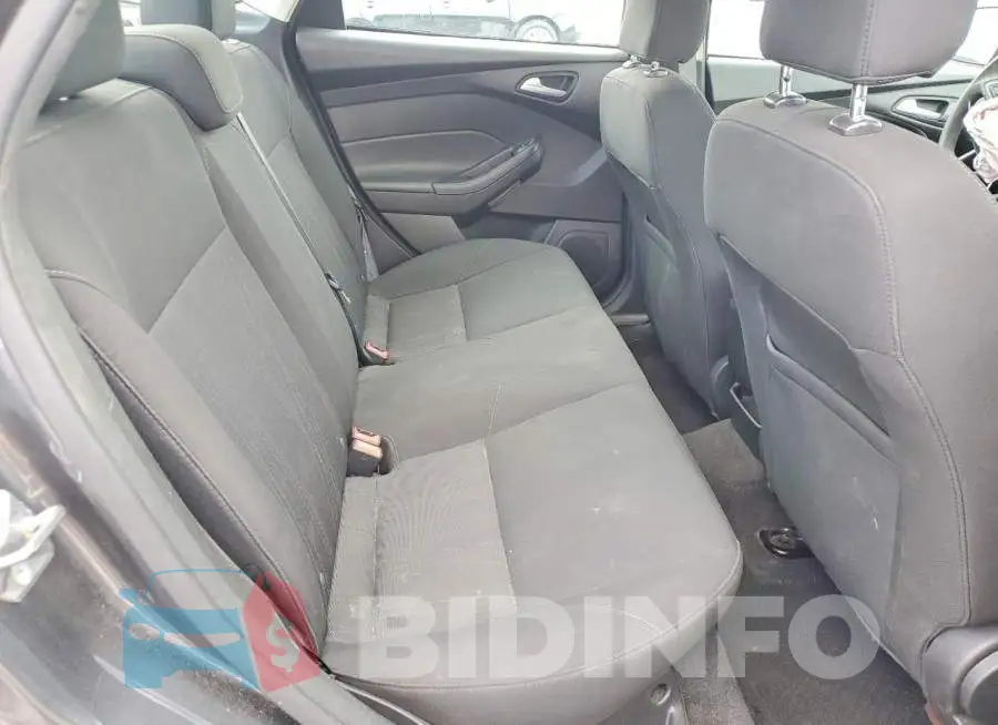 1FADP3F22HL338295 Photo# 10